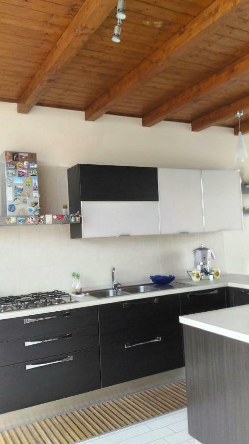 A Due Passi Da Tutto Apartment Catania Exterior photo