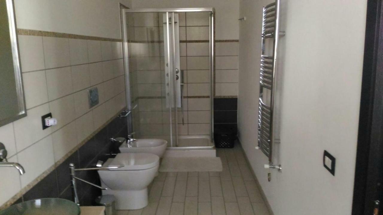 A Due Passi Da Tutto Apartment Catania Exterior photo
